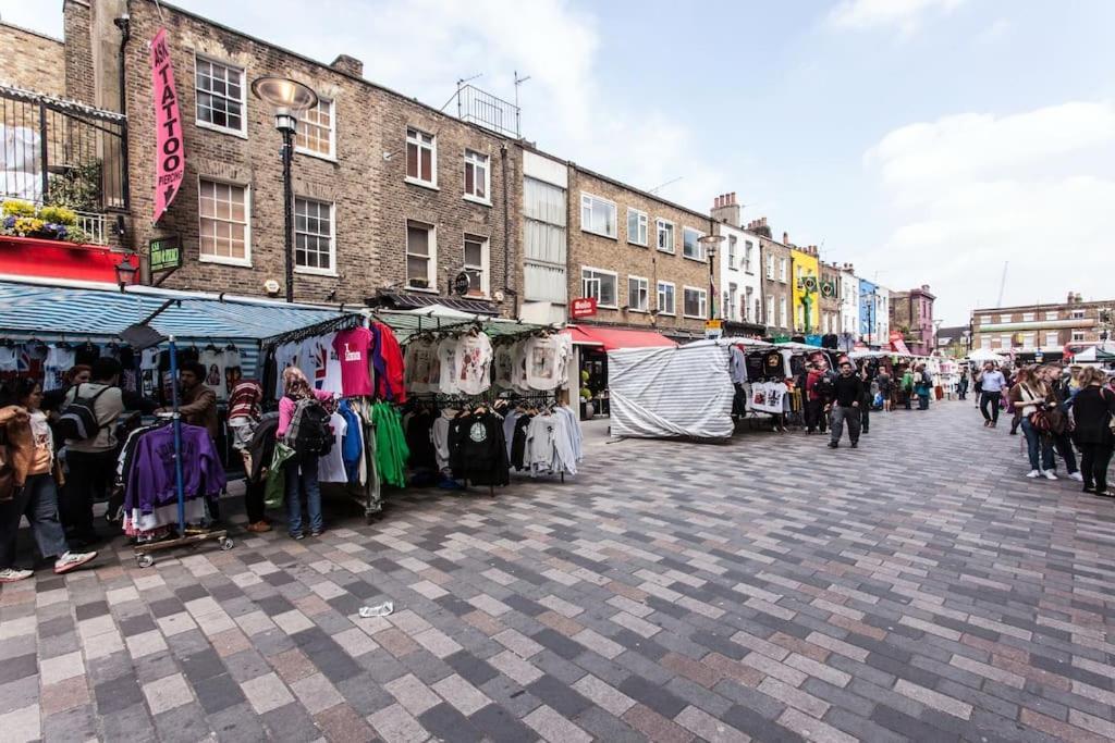 Awesome Apartment In The Heart Of Camden Town Londen Buitenkant foto